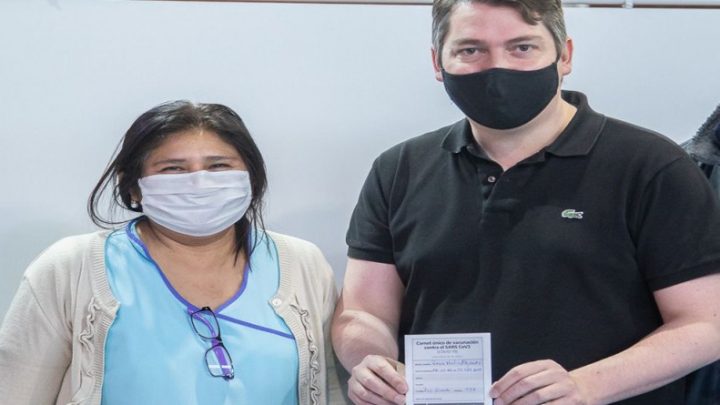 Martín Perez agradeció al personal de salud y destacó el avance del plan federal de vacunación