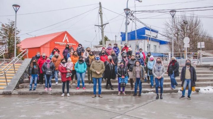 EMPRENDEDORAS DE USHUAIA REALIZARON UNA NAVEGACIÓN POR EL CANAL BEAGLE