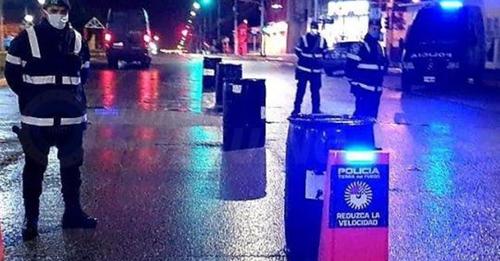Seis detenidos y dos vehículos incautado