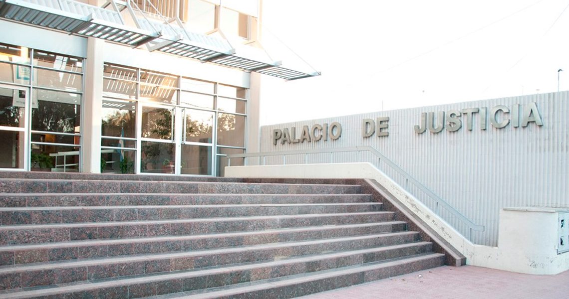 Lo condenaron por violencia económica y deberá resarcir con $18 millones a su ex