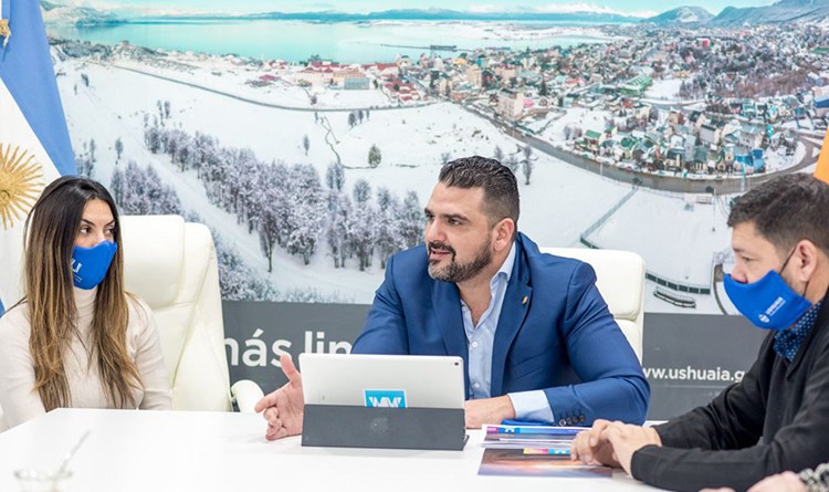 Vuoto planteó las preocupaciones sobre la temporada de turismo invernal a la secretaria de promoción turística de Nación