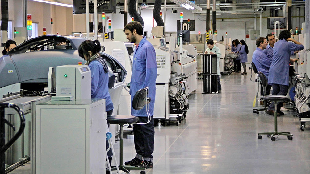 La industria creció 36% interanual en mayo, según el informe de la UIA La industria creció 36% interanual en mayo, según el informe de la UIA