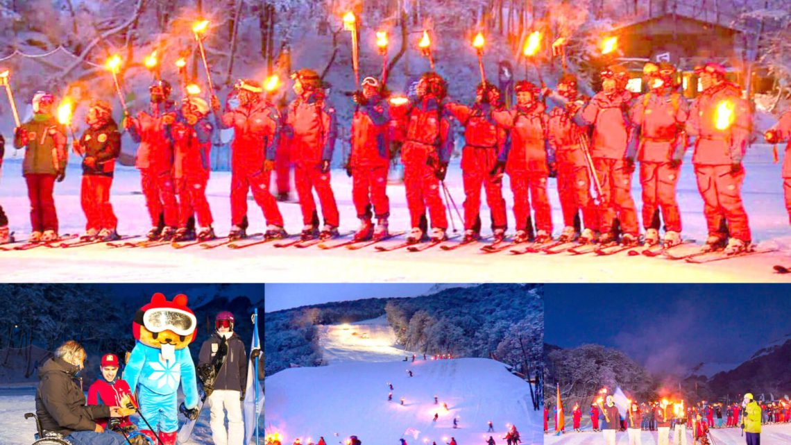 Con la tradicional bajada de antorchas inició formalmente la temporada invernal en TDF Con la tradicional bajada de antorchas inició formalmente la temporada invernal en TDF