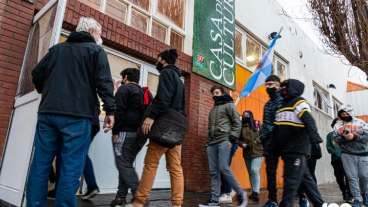 Más de 6 mil personas disfrutaron de la Película “Pueblo de Río Grande”