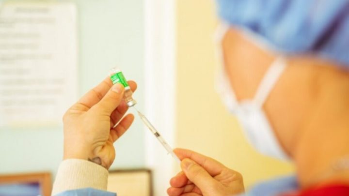 Piden no concurrir sin convocatoria a los vacunatorios para recibir la segunda dosis