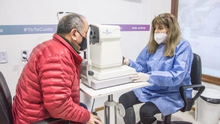 Salud municipal brinda atención oftalmológica a adultos y niños de Ushuaia