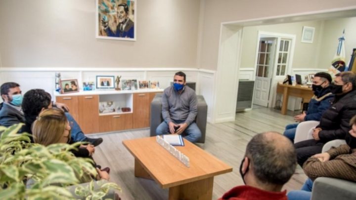 En Ushuaia, El Intendente Vuoto Se Reunió Con Dirigentes Del Partido Frente Grande