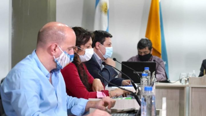 Concejales aprobaron el llamado a licitación pública para licencias de taxis