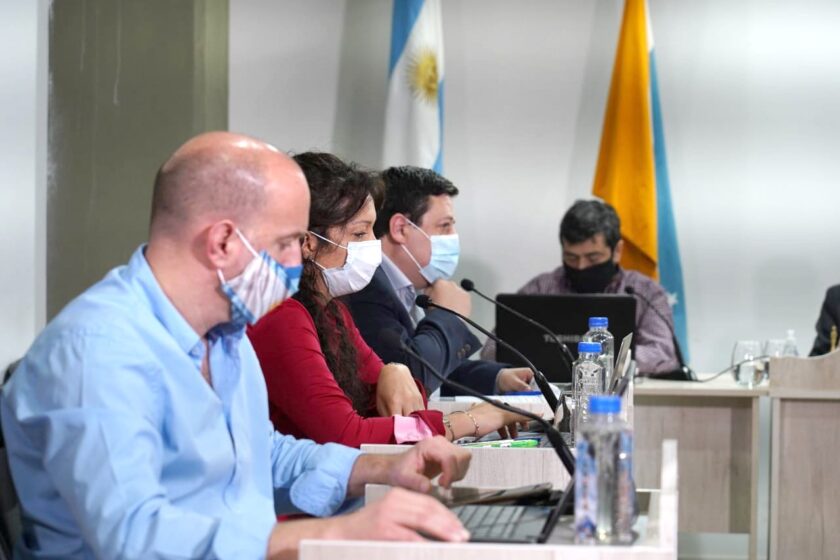 Concejales aprobaron el llamado a licitación pública para licencias de taxis