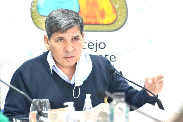 Pino: “Es importante porque ahora los vecinos podrán concretar el sueño de tener su vivienda”