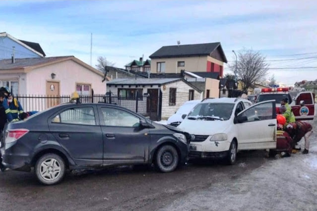 Dos lesionados y vehículo incautado en Ushuaia Dos lesionados y vehículo incautado en Ushuaia