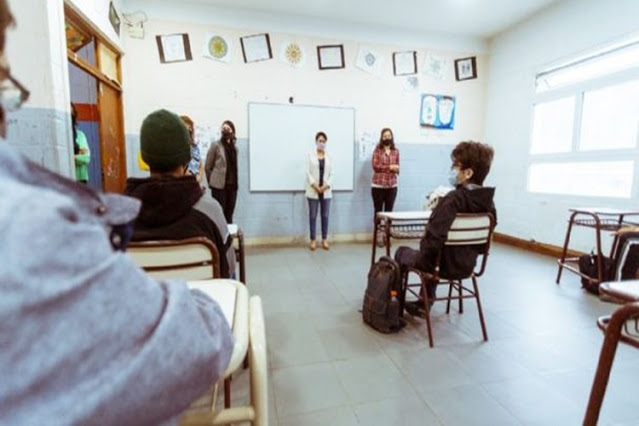 Clases después de las vacaciones, continuara la presencialidad alternada en TDF Clases después de las vacaciones, continuara la presencialidad alternada en TDF