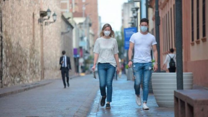 Un tarotista anticipó la fecha del final de la pandemia en Argentina: “El coronavirus se va a ir retirando”