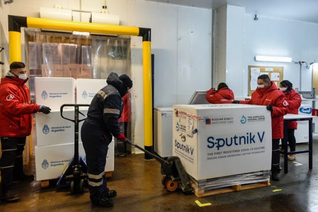 Llegan a TDF 3200 dosis de Sputnik, entre ellas 1400 son del componente 2