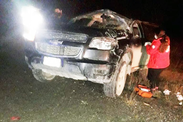 Despiste y vuelco en la Ruta 3, en la zona del Lago Escondido Despiste y vuelco en la Ruta 3, en la zona del Lago Escondido