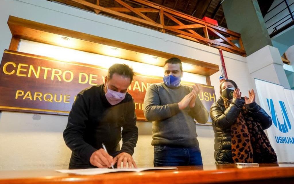 VUOTO Y CABANDIÉ FIRMARON UN ACTA DE INTENCIÓN PARA LA CONSTRUCCIÓN DE VIVIENDAS A GUARDAPARQUES