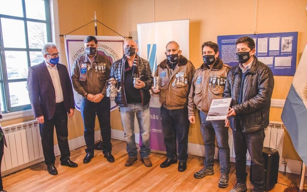 LA MUNICIPALIDAD DE USHUAIA INAUGURÓ UNA MUESTRA INÉDITA SOBRE ARQUITECTURA EN MALVINAS