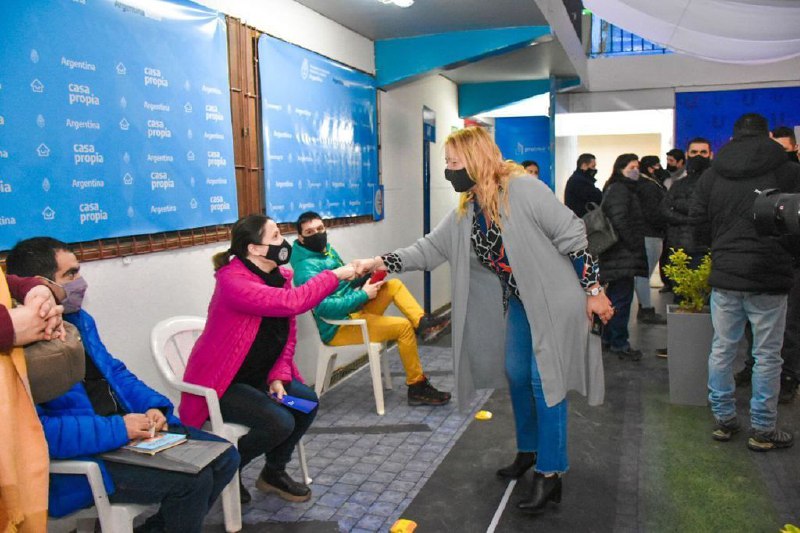 COMENZÓ LA ATENCIÓN EN CANCHA 4 PARA ACCEDER A CRÉDITOS Y VIVIENDAS DEL PROCREAR COMENZÓ LA ATENCIÓN EN CANCHA 4 PARA ACCEDER A CRÉDITOS Y VIVIENDAS DEL PROCREAR
