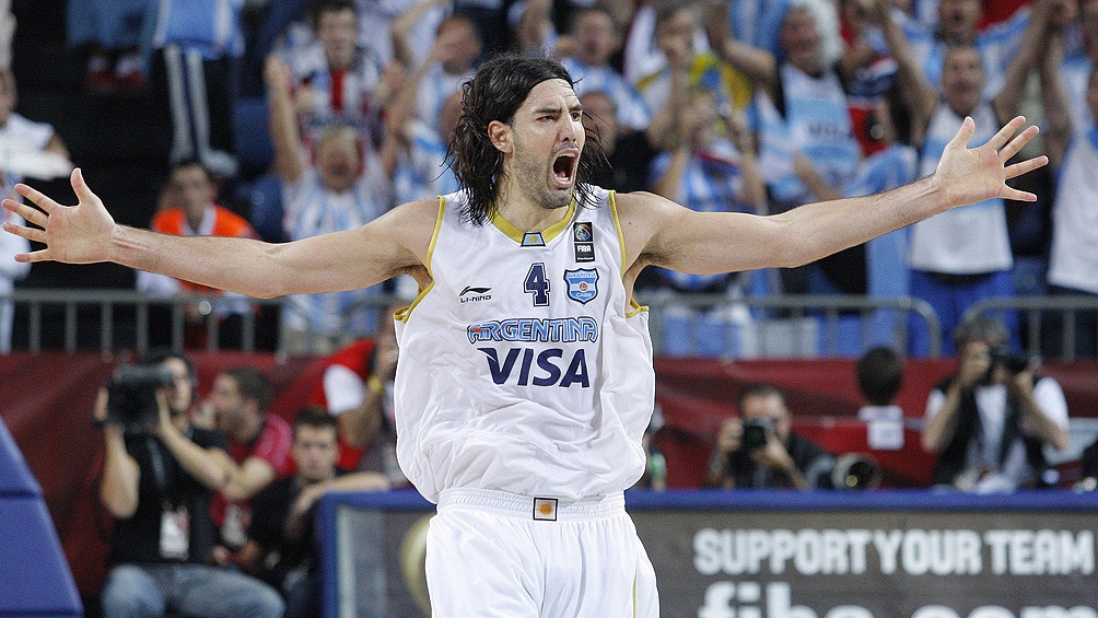 Capitán con el ejemplo y con la palabra: Ginóbili y Sergio Hernández elogiaron a Scola