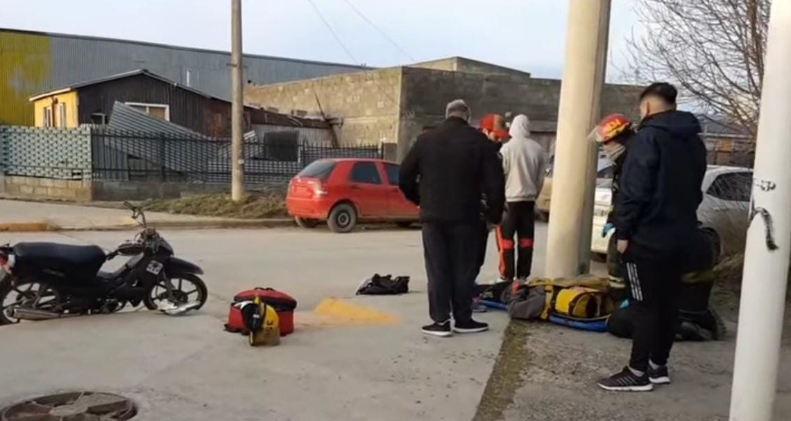 Motociclista trasladado al hospital producto de un choque Motociclista trasladado al hospital producto de un choque