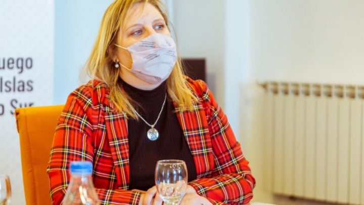 Nuevo dispositivo de vacunación: “Pronto tendremos el 50% de la población objetivo con el esquema completo”