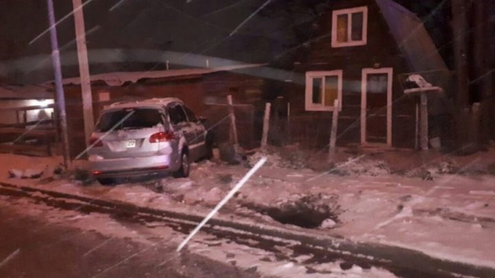 Conductor Impactó Con Su Vehículo Contra Un Nicho De Gas