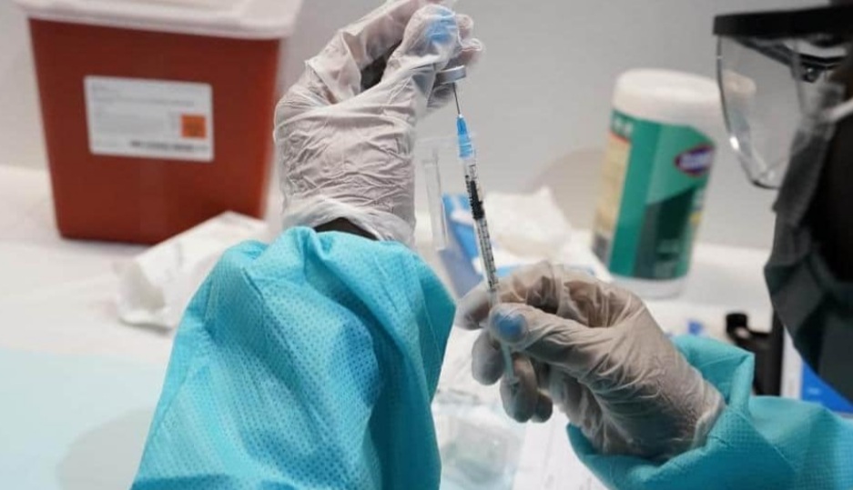 Estados Unidos comenzará a administrar una tercera dosis Estados Unidos comenzará a administrar una tercera dosis