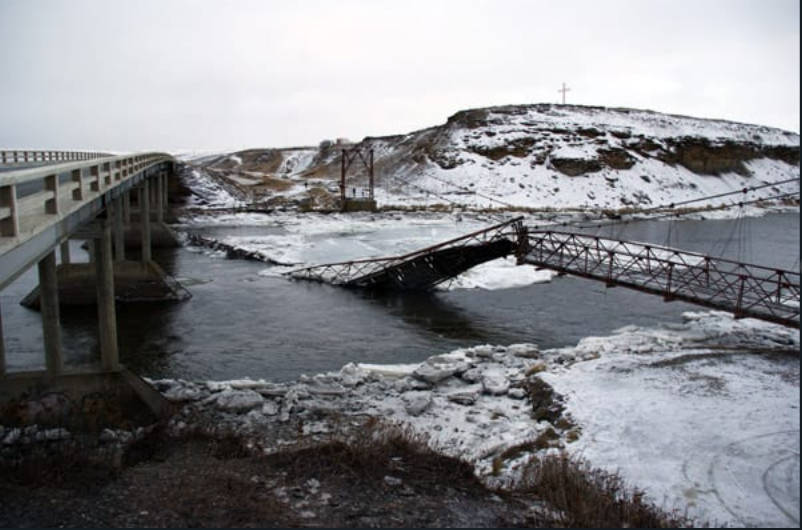 A 10 años de la caída del histórico puente colgante A 10 años de la caída del histórico puente colgante