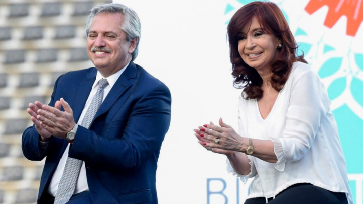 Cristina Kirchner y Alberto Fernández compartirán un acto de entrega de casas