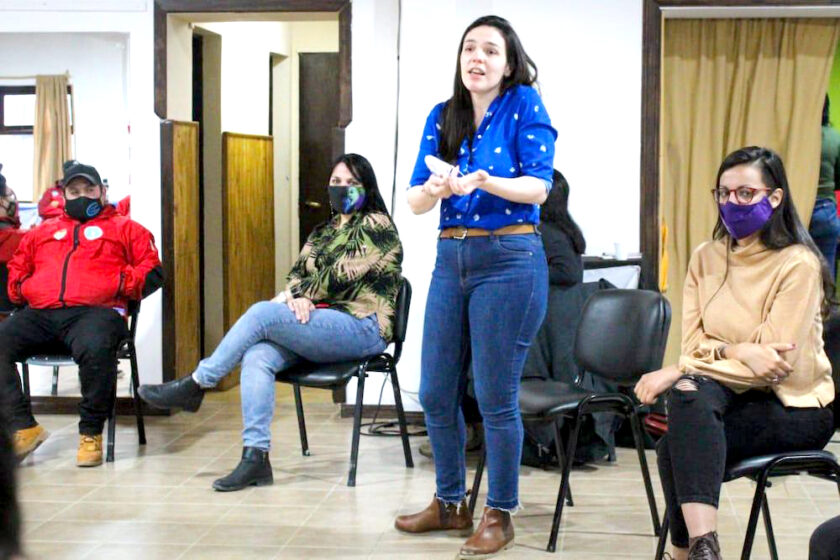 Tolhuin: Personal de las direcciones de Tránsito y Defensa Civil recibieron una capacitación en la Ley Micaela