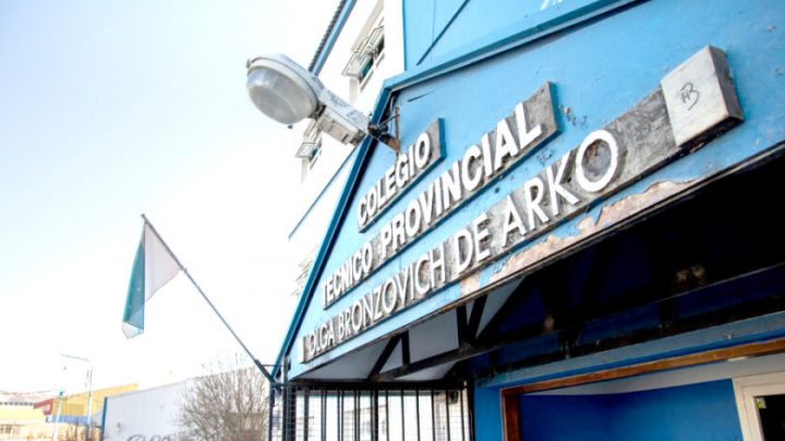 Padres piden al Gobierno que sus hijos puedan volver a clases