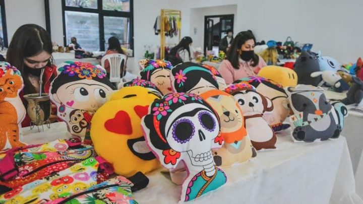 LA EXPO NIÑEZ DE LA MUNICIPALIDAD DE USHUAIA FUE UNA MUY BUENA OPCIÓN PARA VECINOS, VECINAS Y FERIANTES