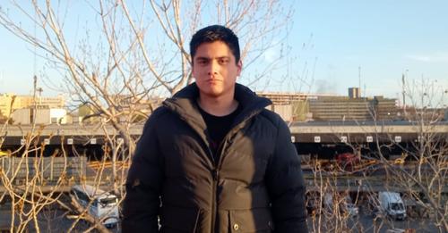 Vivió en la calle pero nunca dejó la facultad: casi recibido de ingeniero industrial trabaja ayudando a personas sin techo
