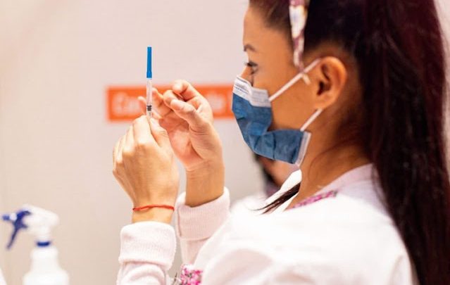 Vacunación sin turnos previos para completar segunda dosis en TDF