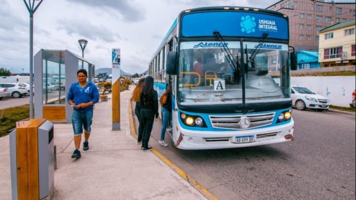 Habrá transporte público gratuito en Ushuaia para ir a votar en las PASO