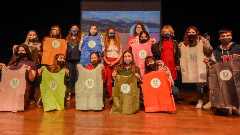 LA MUNICIPALIDAD DE USHUAIA INAUGURÓ EL MES DE LAS JUVENTUDES CON LA APERTURA DEL “USHUAIA JOVEN 2021”