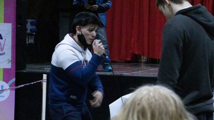 COMPETENCIA DE TIK TOK Y FREE STYLE EN EL USHUAIA JOVEN