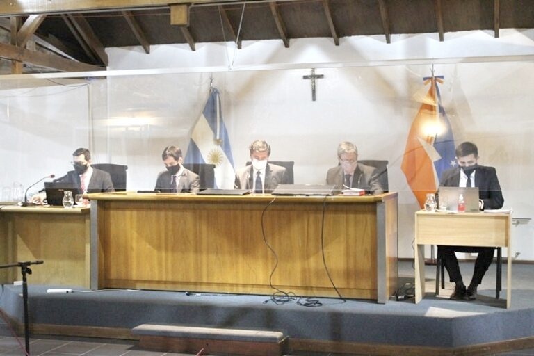 La ex marinera que denunció haber sido abusada por un oficial, apeló la sentencia que lo sobreseyó