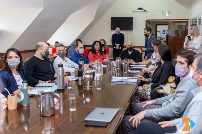 Legisladores recibieron a integrantes de OSEF