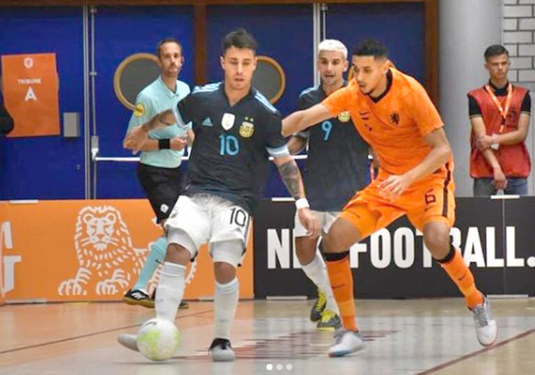 Con gol de “Kiki” Vaporaki, Argentina sumó un nuevo triunfo