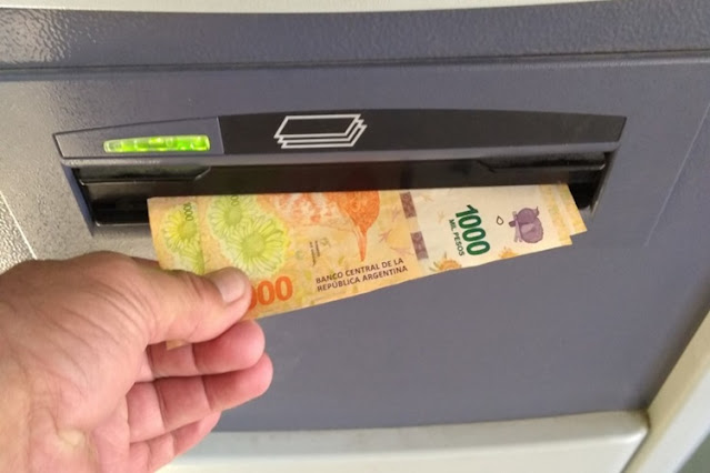 Estatales y jubilados cobran el sábado 4, con los aumentos acordados