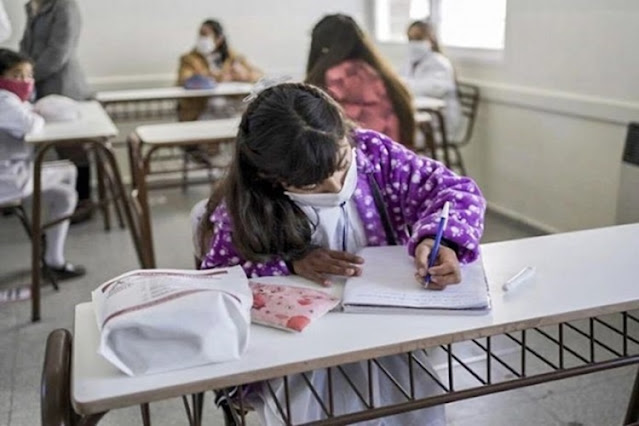 Desde el lunes 6 vuelven las clases con presencialidad completa en TDF