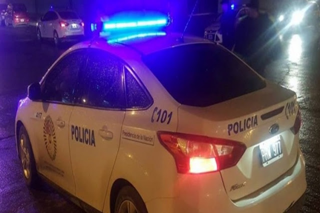 Seis jóvenes demorados en la madrugada y el vehículo incautado en Ushuaia