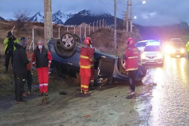 Despiste y vuelco en la zona de la Planta Orion en Ushuaia
