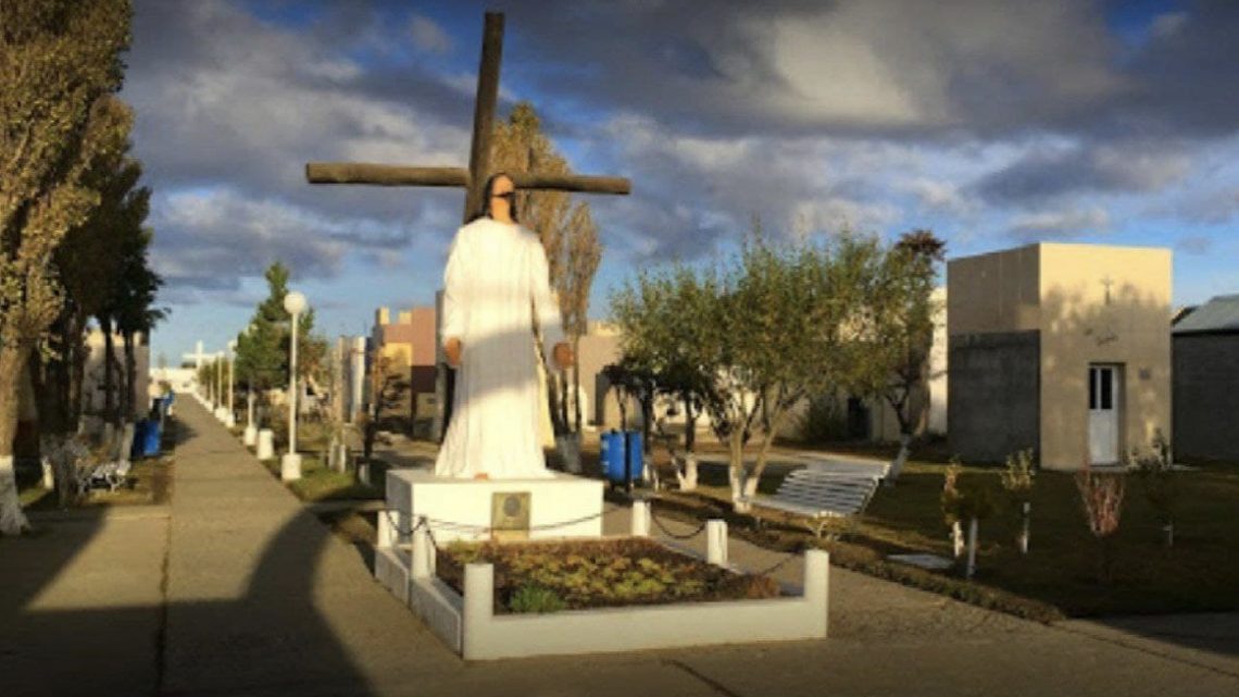 El 2 de noviembre se realizará la Misa por los Fieles Difuntos El 2 de noviembre se realizará la Misa por los Fieles Difuntos