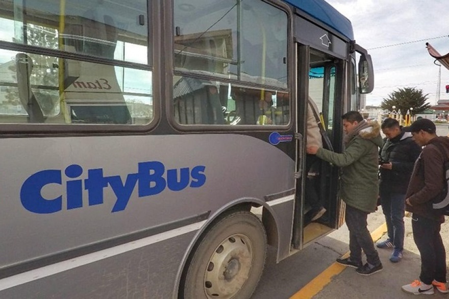 Solicitaron el aumento del boleto de colectivo de $24 a $45,90 en Río Grande