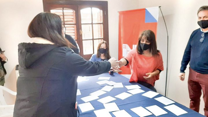 Se realizó el sorteo de puerta de las 55 viviendas en Tolhuin