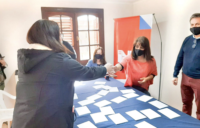 Se realizó el sorteo de puerta de las 55 viviendas en Tolhuin