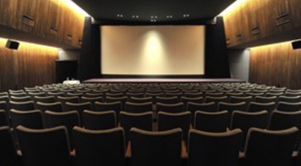 El Gobierno dará un bono de 5 mil pesos a jóvenes para gastar en cine y recitales El Gobierno dará un bono de 5 mil pesos a jóvenes para gastar en cine y recitales