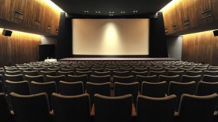 El Gobierno dará un bono de 5 mil pesos a jóvenes para gastar en cine y recitales